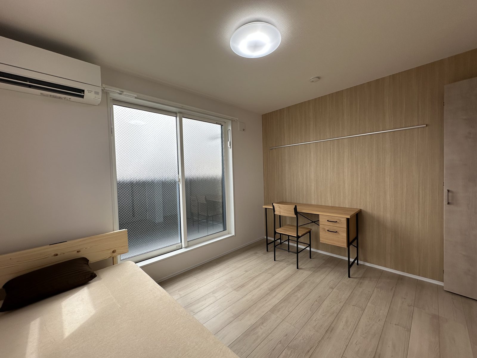 Main room facing the balcony door